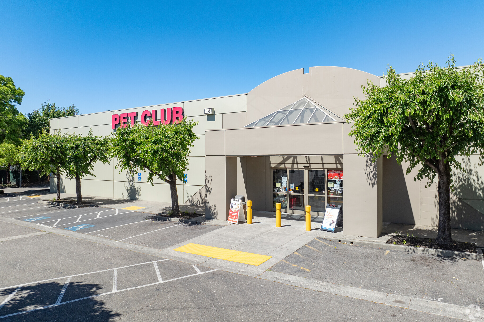 FOR LEASE | 1935 Santa Rosa Ave., Santa Rosa, CA 95407