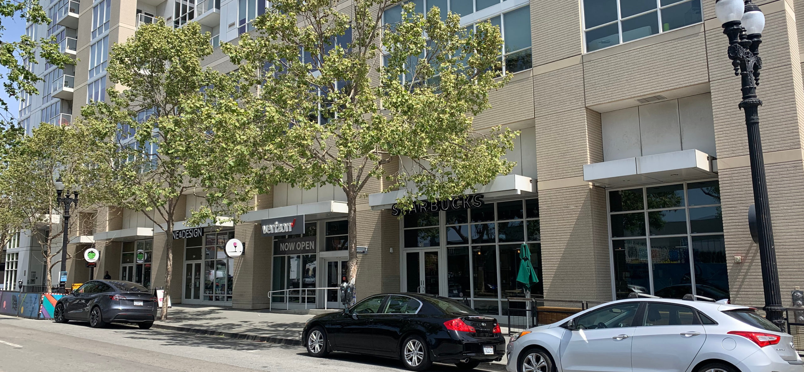 Starbucks-Anchored Multi-Tenant NNN Investment | Core Bay Area