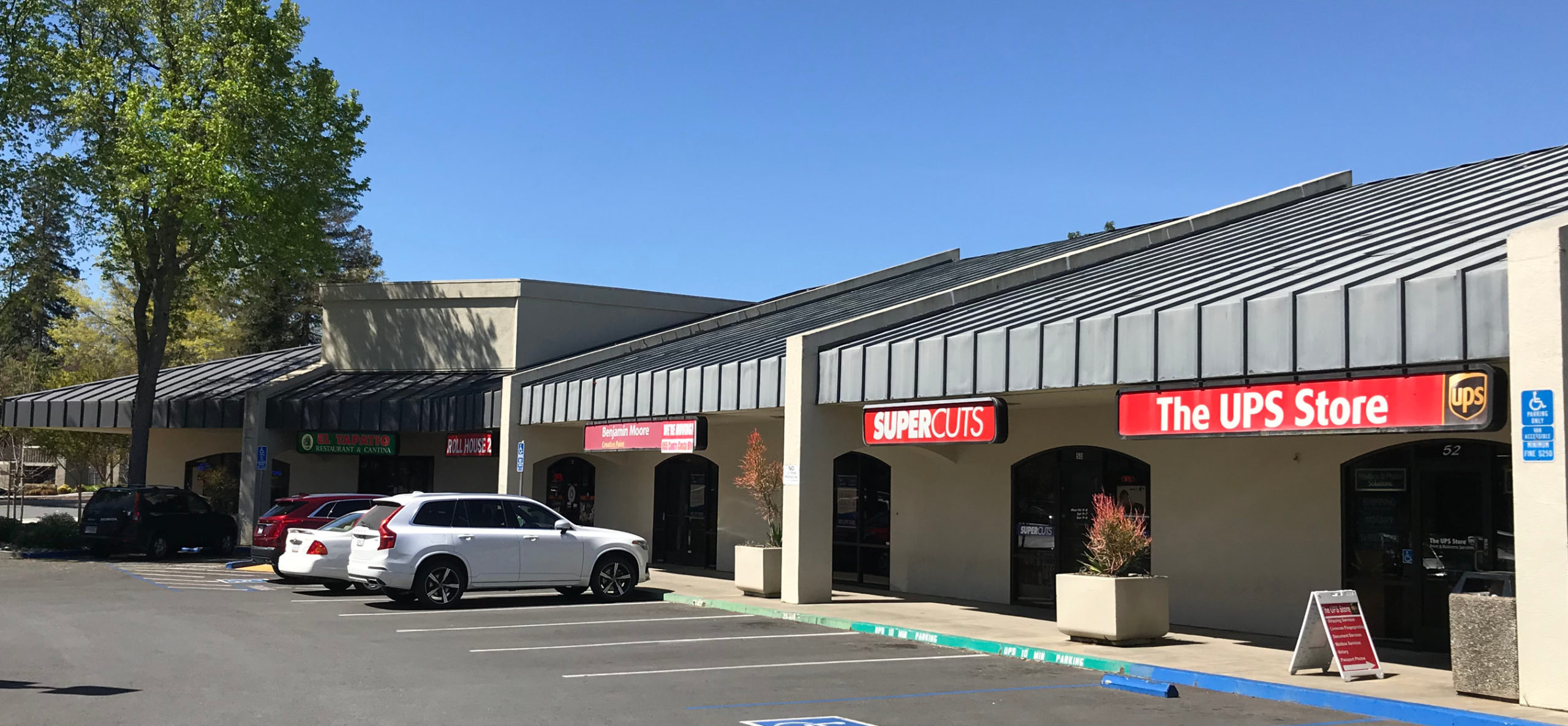 FOR LEASE | College Square