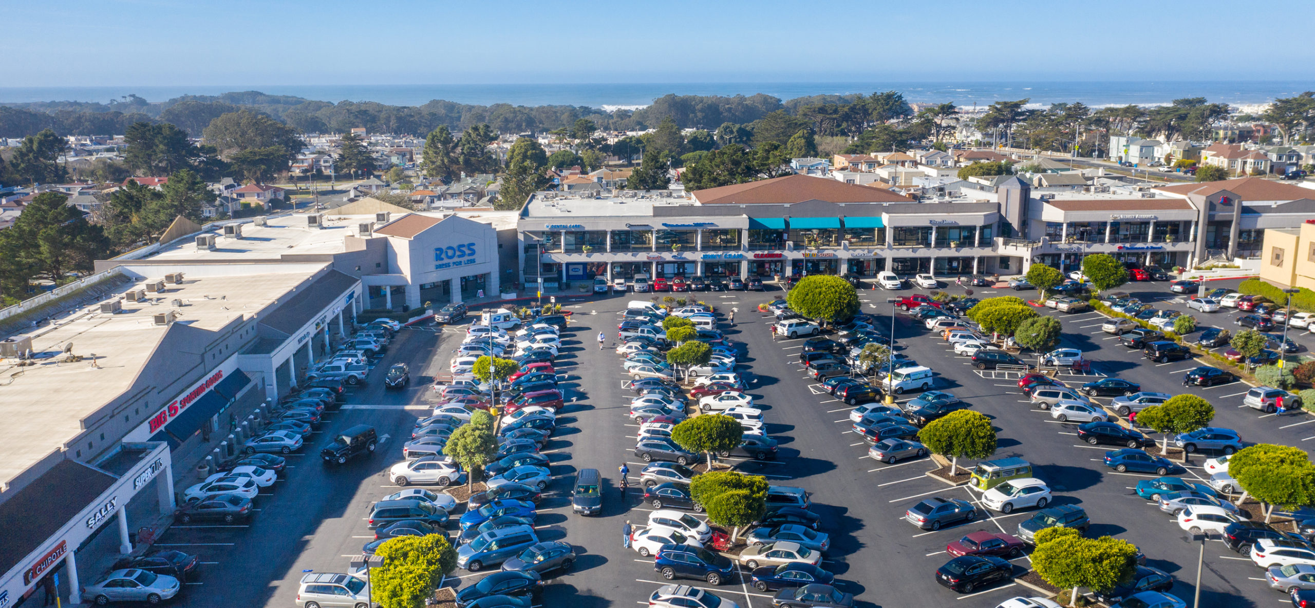 FOR LEASE | Lakeshore Plaza Shopping Center