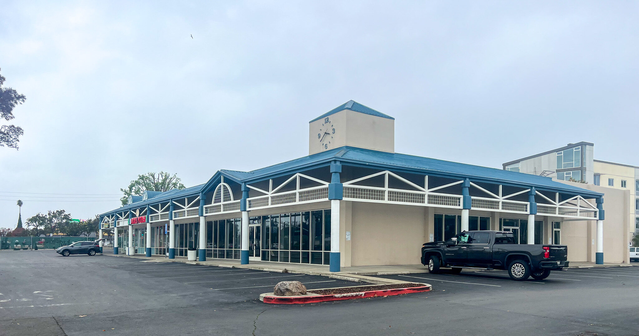 FOR LEASE | San Lorenzo Village |15920-15928 Hesperian Blvd., San Lorenzo, CA